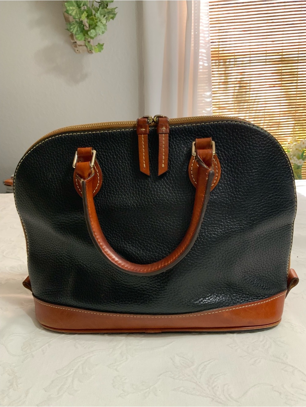Dooney & Bourke Pepple Grain Zip Zip Black Leather Satchel with Brown Leather - Picture 2 of 6
